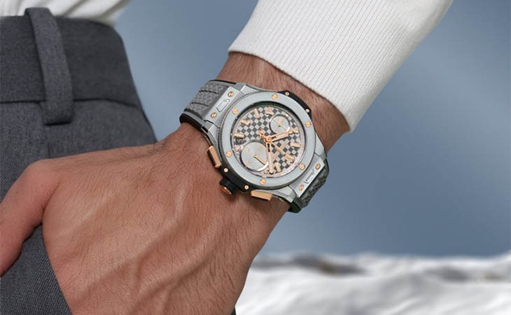 هوبلو وصدّيقي يحتفلان بمرور 20 عاماً على Big Bang